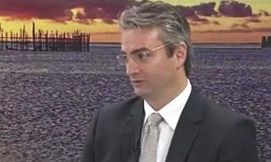 Bolsonaro nomeia delegado Rolando de Souza para comando da Polícia Federal