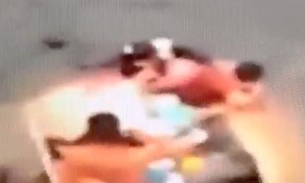 Carro com família perde o controle e vai parar em rio no Amazonas; Veja vídeo