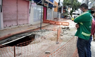 Prédio no Centro de Manaus será demolido após abertura de cratera 