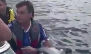 Em passeio de jet ski, Bolsonaro chama de 'neurose' a preocupação dos brasileiros com pandemia