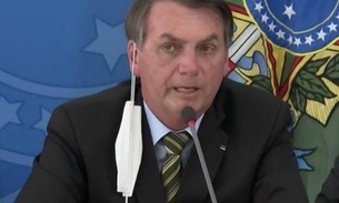 Quem é de direita toma cloroquina, quem é de esquerda, Tubaína, diz Bolsonaro