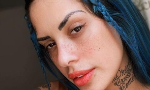 Com zíper aberto, Tati Zaqui esbanja sensualidade ao abaixar short em foto