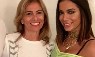 Mãe de Anitta deixa mansão por não concordar com vida sexual à três da filha, diz Leo Dias