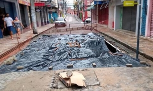Após erosão, prédios no Centro de Manaus apresentam risco de desabamento