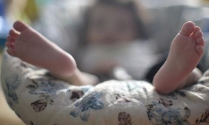 Atrizes, cantores e outras celebridades participam de ação que comemora Dia Nacional da Adoção