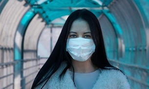 Surdos que leem lábios enfrentam dificuldades por causa de máscaras