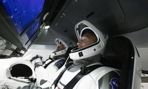 Lançamento de foguete da SpaceX com astronautas da NASA é adiado