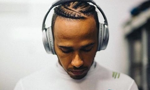 Hexacampeão Lewis Hamilton cobra empatia de pilotos da F-1 sobre caso Floyd