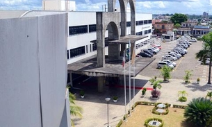 Fiscalização em supermercados flagra falta de higiene em Manaus