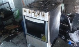 Em Manaus, casa pega fogo e deixa morador ferido em conjunto residencial