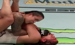 Brasileira Amanda Nunes deixa rosto de lutadora rival deformado; veja