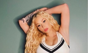 Sem aparecer grávida, Iggy Azalea choca ao revelar que deu à luz ao primeiro filho