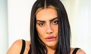 Sensual, Cleo Pires agita web ao usar body coladinho dentro de banheira