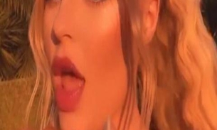 Luísa Sonza posa agarrada com Vitão de fio dental e ganha elogio do cantor