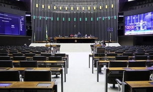 Câmara inicia votação de projeto que suspende pagamento do Fies