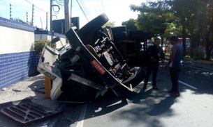 Veja imagens do acidente na avenida Efigênio Sales, em Manaus