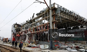 Drones e mísseis russos atingem setores de energia e transporte da Ucrânia, diz Kiev