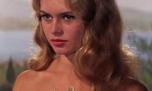Brigitte Bardot em cena no filme 