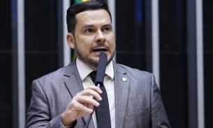 Pré-candidato Alberto Neto vota contra prisão de Chiquinho Brazão