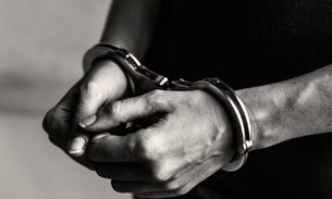 Filha ajudou irmão - Foto: Freepik Ilustrativa