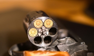 Ele manuseava o tambor quando a arma disparou - Foto: Pixabay