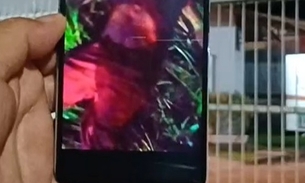 Vítima trajava bermuda e camisa vermelha - Foto: Reprodução LCJ 