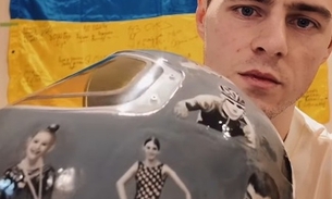 Capacete traz imagens dos mortos na guerra - Foto: Reprodução Instagram/Vladyslav Heraskevych