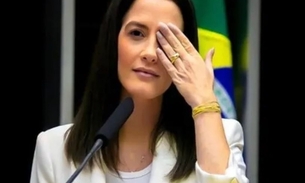 Deputada federal Amália Barros morre aos 39 anos 