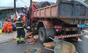 Motorista que pulou de caçamba durante acidente na Avenida das Torres morre em hospital 