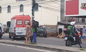 Homem se assusta com cachorro e é atropelado na Avenida Cosme Ferreira