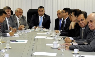 Josué Filho vai a Aleam e garante reajuste  de 14,6% para conselheiros