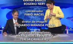 Apressadinha, Patrícia Poeta paga mico no Jornal Nacional ao levantar do fim do programa