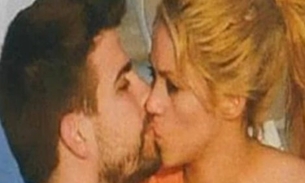 Shakira posa com Piqué: 