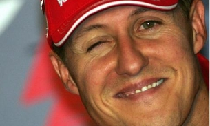 Michael Schumacher acorda do coma e deixa hospital