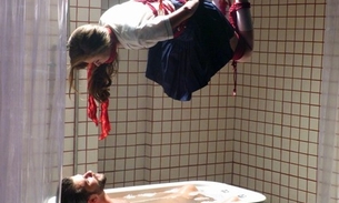  Aos 16 anos, atriz de 'Dupla Identidade' fala sobre cenas de sexo com Bruno Gagliasso