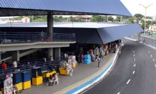 Cobrador canta ópera e dá pancadas em passageiros com catraca