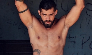 As mina pira: Barbudo, ex-BBB Yuri mostra tanquinho em novo ensaio