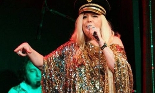 Cantora Vanusa leva queda e fratura costela, aos 67 anos