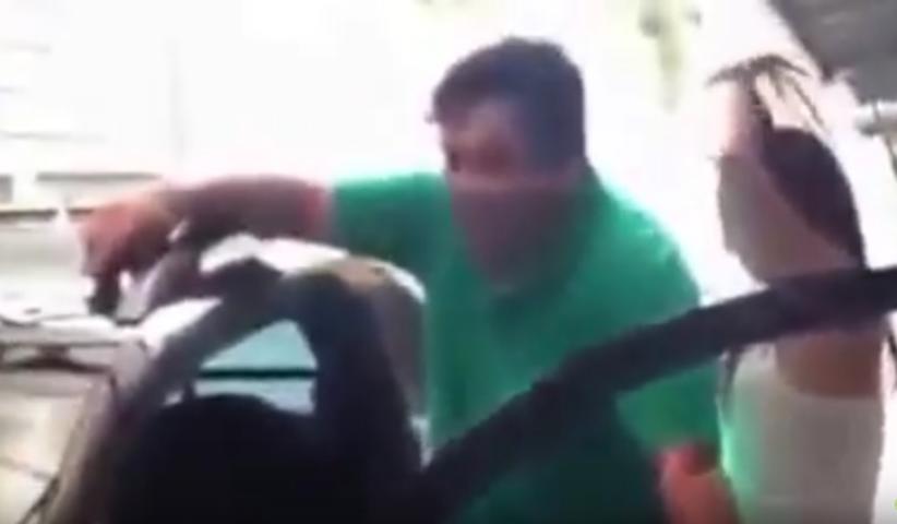 ... aí veio a Fabíola e polemizou ao ser flagrada fazendo as unhas no motel