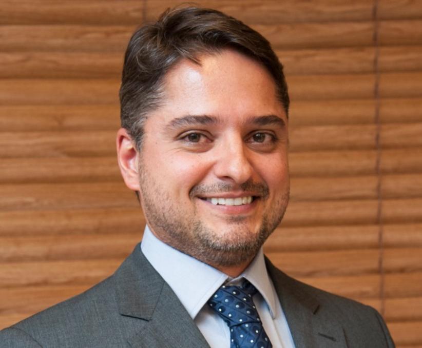 Rafael Almeida é doutor em Políticas Públicas, Estratégias e Desenvolvimento pelo Instituto de Economia da UFRJ