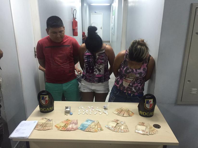Policiais não aceitaram o suborno e levaram todos para a delegacia (Foto: PMAM)