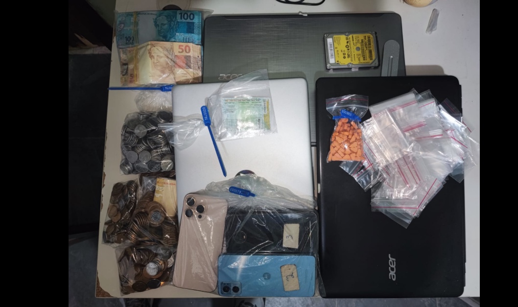 Materiais apreendidos / Foto: Divulgação Ascom/PCBA