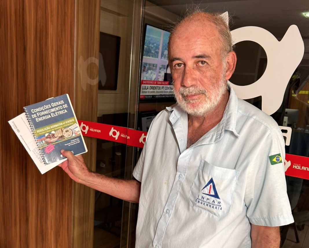 Paulo Roberto da Silva, de 64 anos, acusa a Águas de Manaus de atuar de forma ineficiente, desrespeitosa e até criminosa - Foto: Portal do Holanda