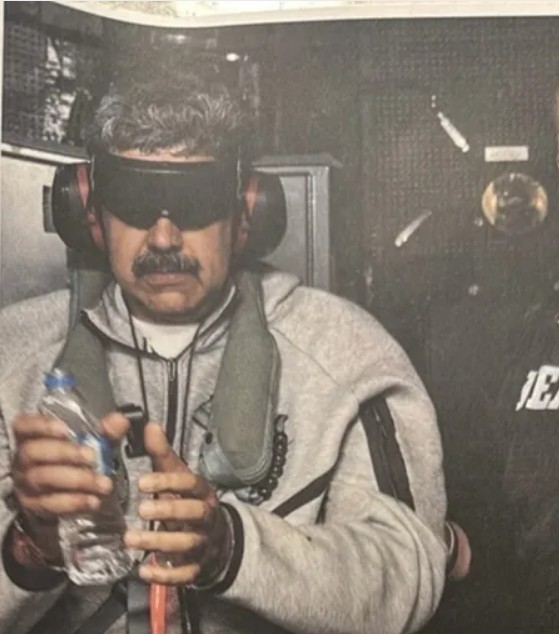 Trump foto de Maduro após prisão / Foto: Reprodução / Truth Social (Rede social de Donald Trump)