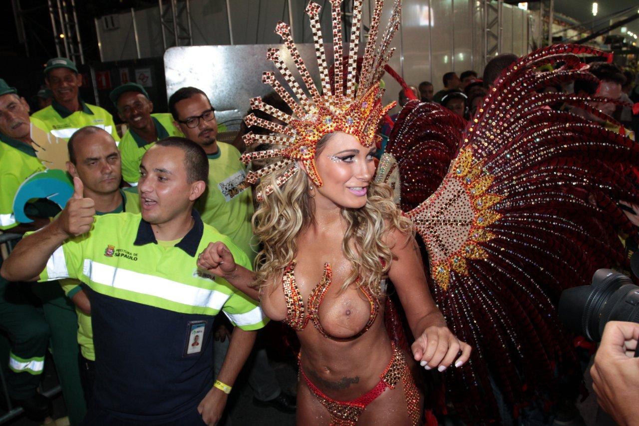 смотреть бразильский карнавал с голыми фото 60