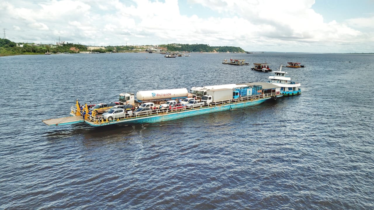 Carga no Rio Negro