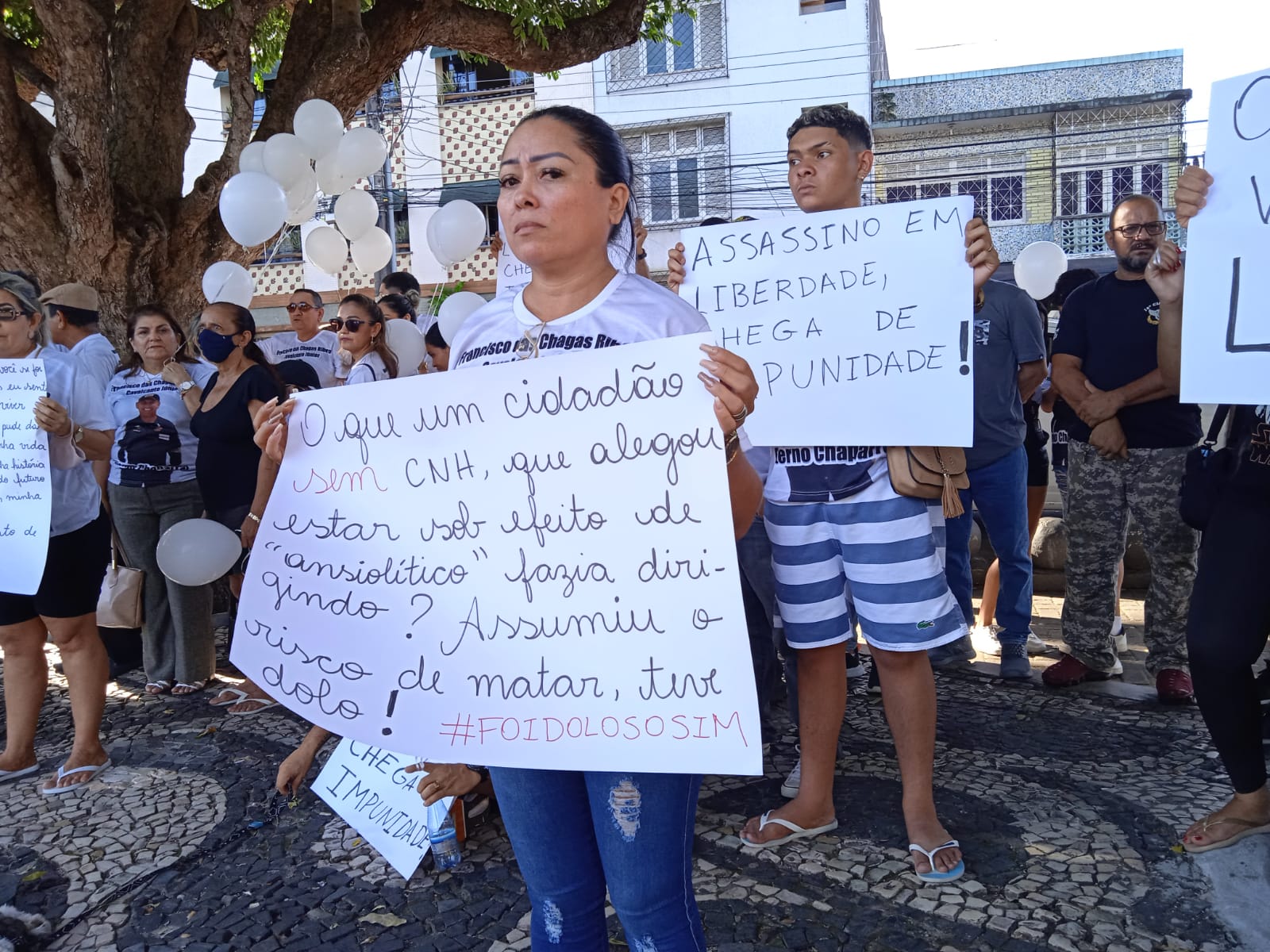 Ellem Assam /  esposa da vítima / Foto: Caio Guarlotte / Portal do Holanda