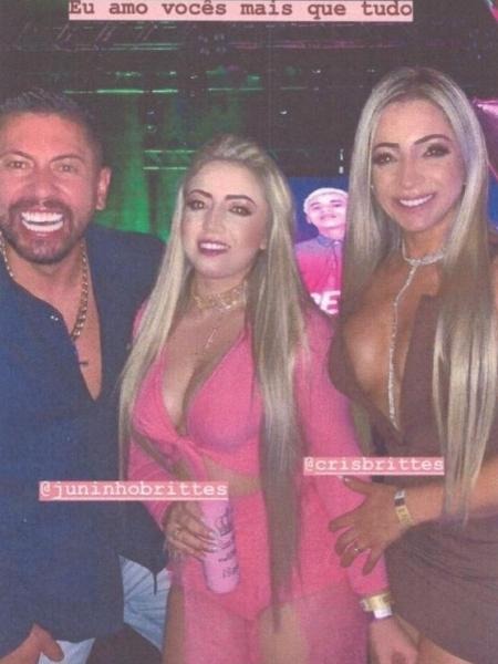 Família Brittes no aniversário de Allana. - Foto: Reprodução Instagram