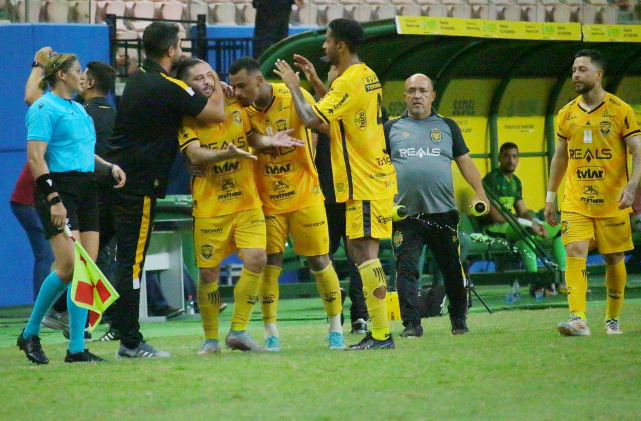 Fotos: Jander Robson/Portal do Holanda