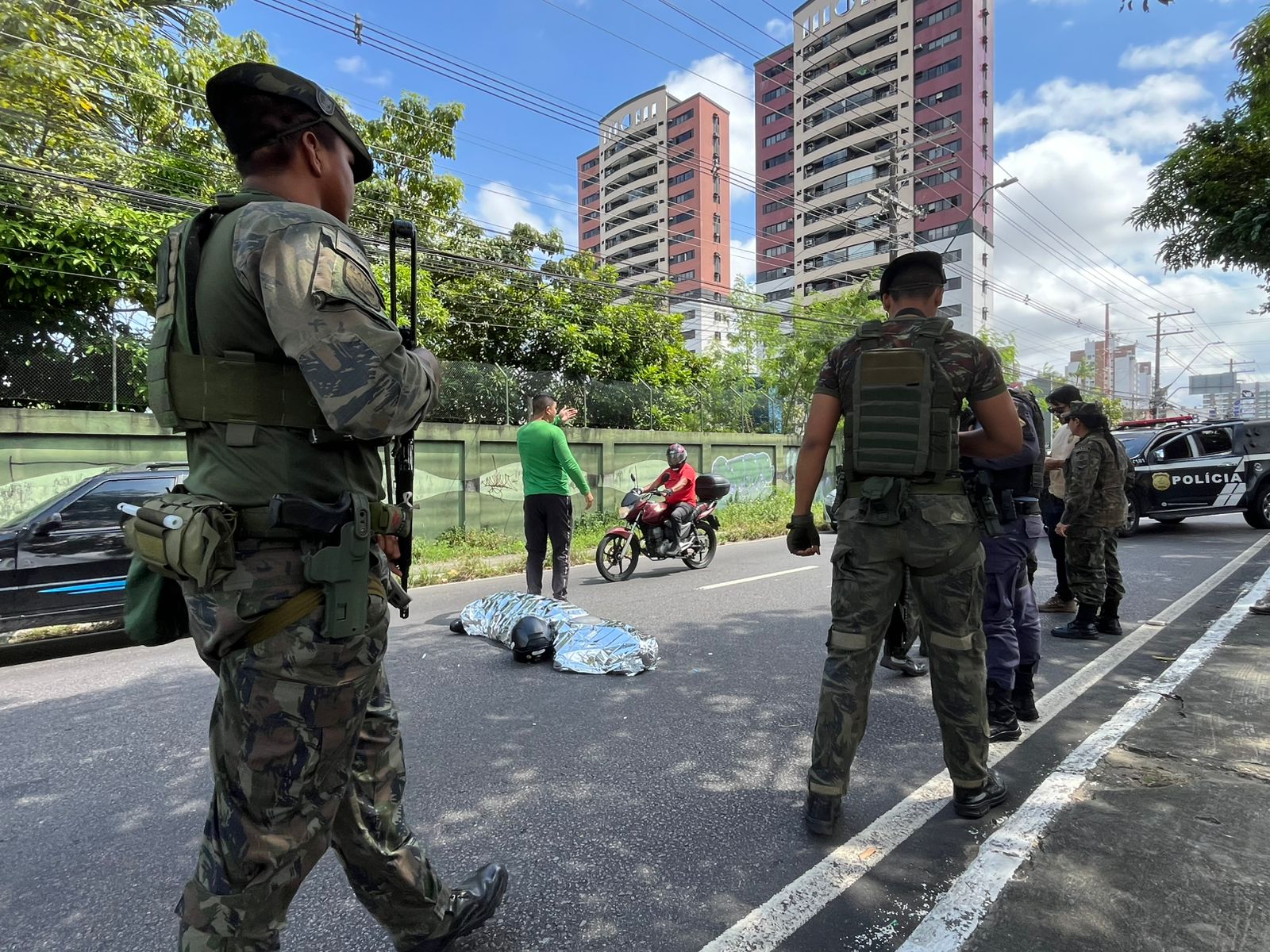 Motociclista morre em acidente na avenida Efigênio Salles 